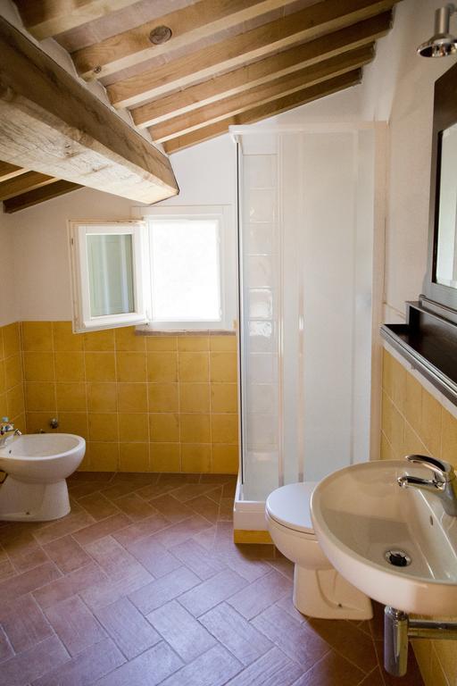 Agriturismo L'Isola Crespina Quarto foto