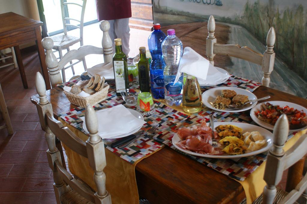 Agriturismo L'Isola Crespina Quarto foto